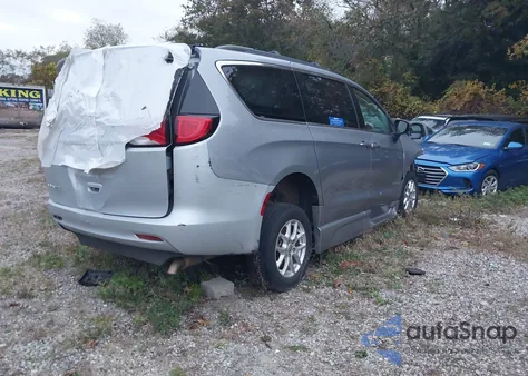 2022 Chrysler Voyager Lx из США, поврежденный, VIN 2C4RC1CG6NR226232